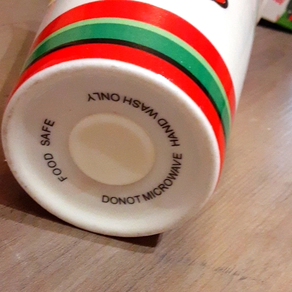 Handcrafted Toasted Marshmallow Martini Candle - Picture 5 of 5